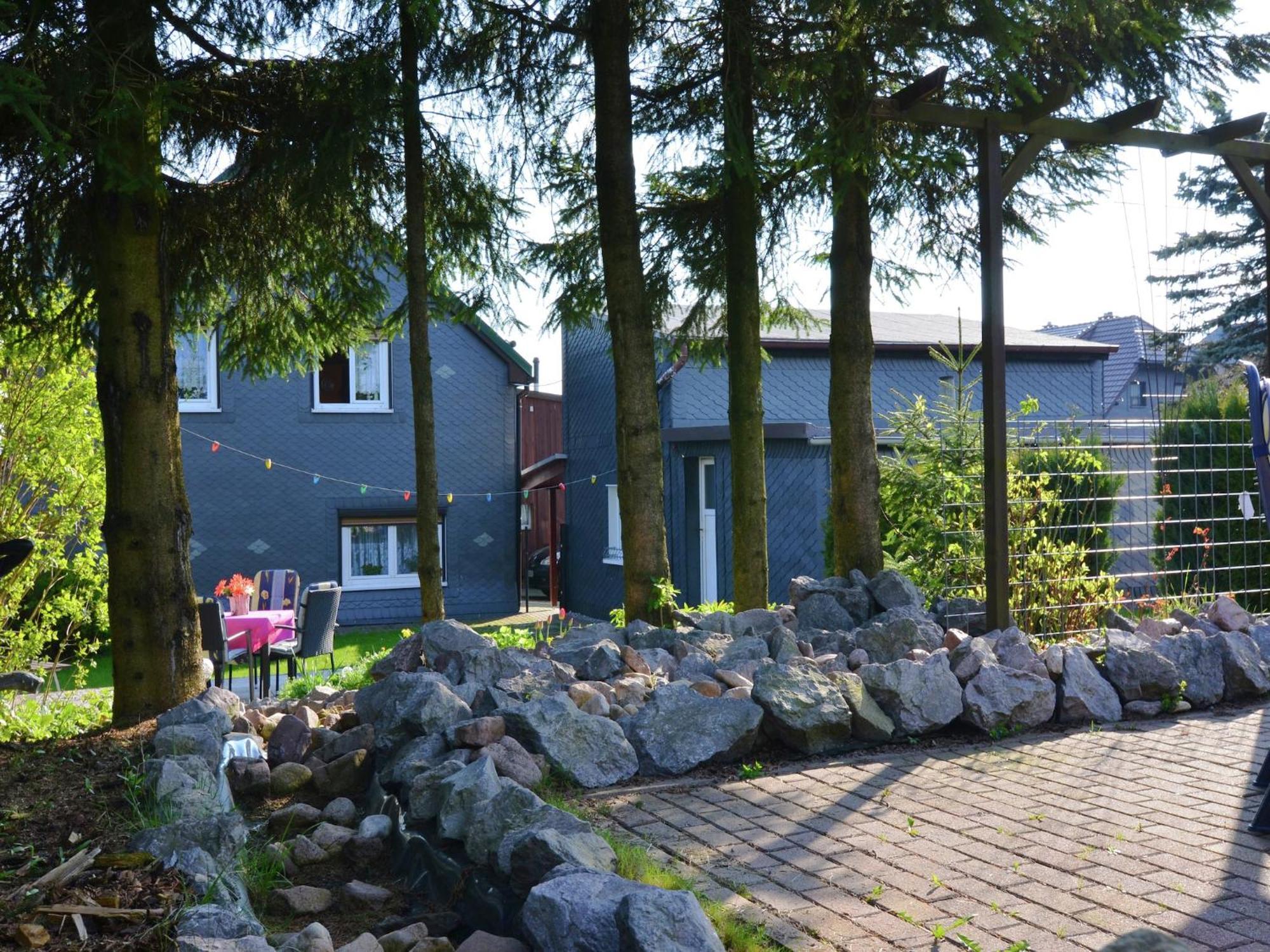 Holiday Home With Garden Neustadt am Rennsteig Eksteriør billede