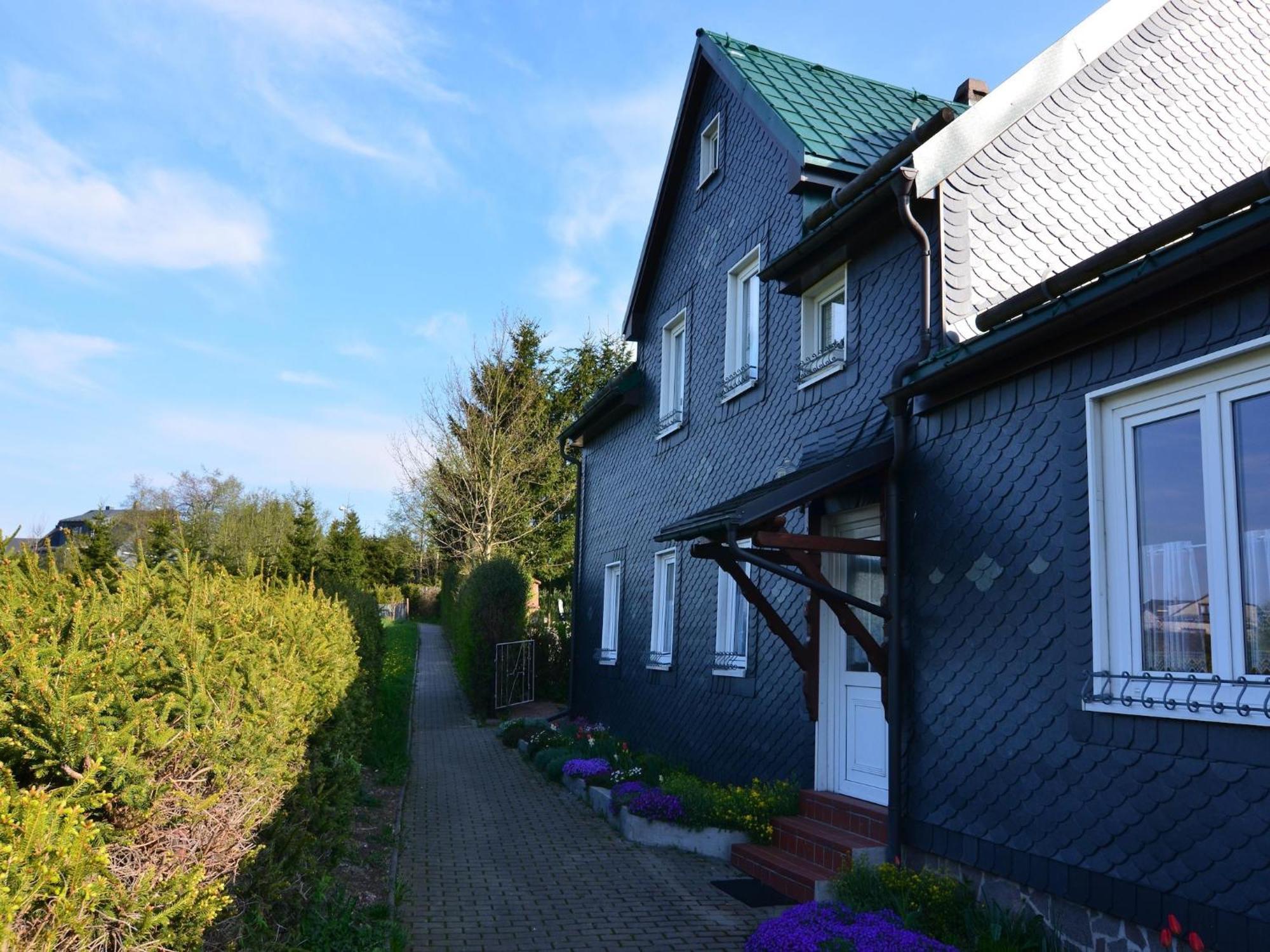 Holiday Home With Garden Neustadt am Rennsteig Eksteriør billede